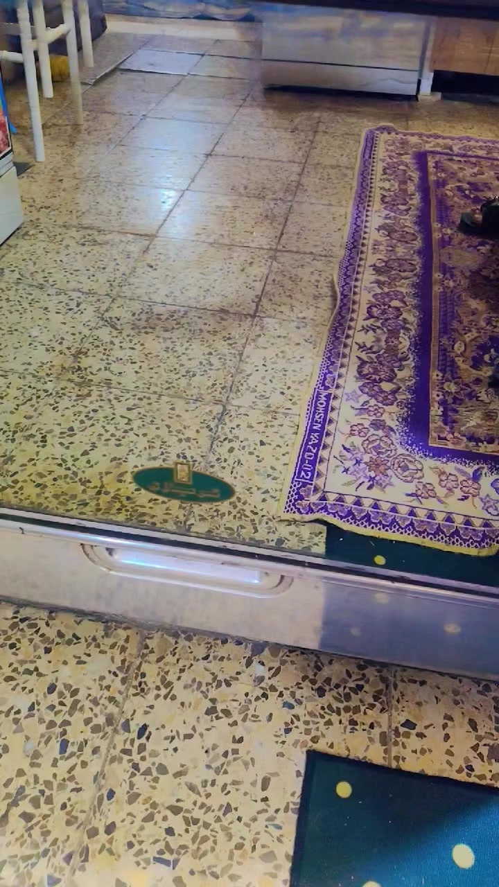 السلام عليكم طباخ كريازي مصري درجه الباب الاول اولى 5 عيون الفرن شغال بي بس الجامه فالته السعر ب200الف    مكاني الشعب ***********للاستفسار
