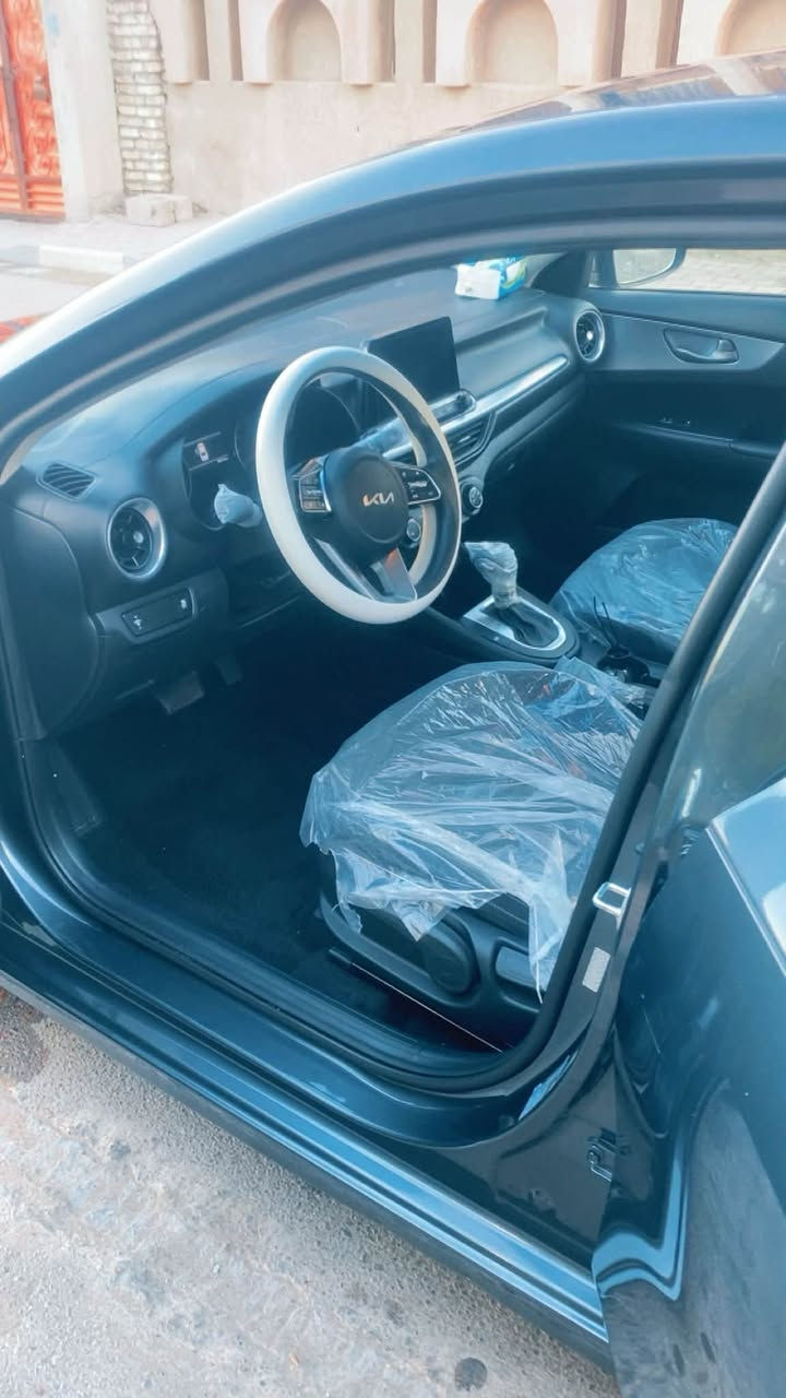 السلام عليكم كيه فورتي مديل 22 حادث فقط قبق جنطه بيهه بارد بل باب السايق اربع اصابع وبيهه طلقه بل جاملغ اليسر كلشي موضح بل صور بيهه شوخوط خفيفه كير محرك حداده كفاله السعر 130 مكان السياره بغداد الستفسار ***********
