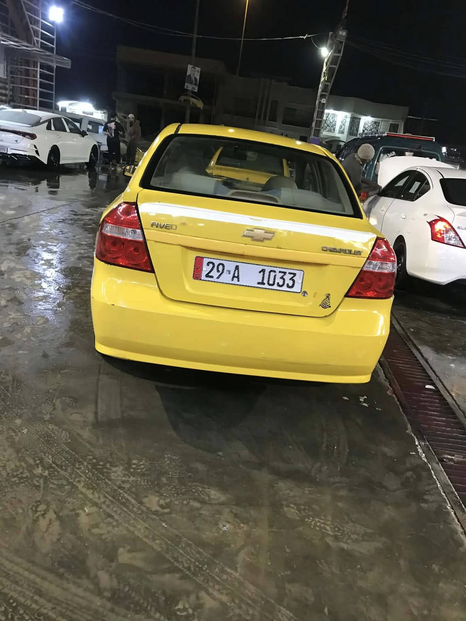 افيو 2009 وراد خليجي مسكر  مبدل فقط بنيد وطخه بسيطة بقفل  الجنطة  جاهزة السيارة  الحدادية نظيفة والكير نظيف بس المكينة بيها تنقيص السعر 52 وبيها مجال غير متواجد ع الفيس ***********
