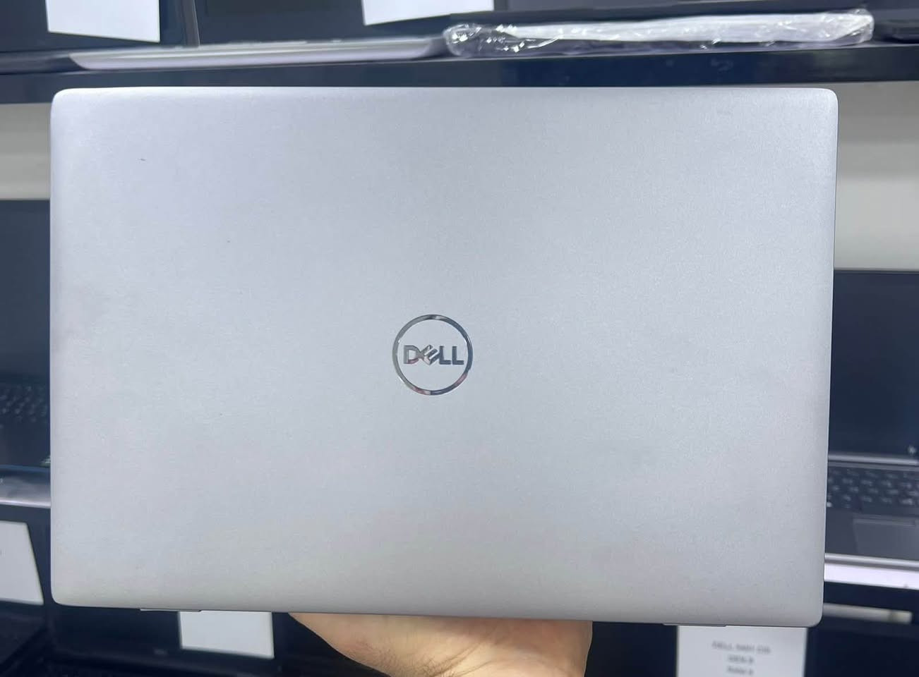 📌لابتوب DEEL  
📌معالج core i7 من الجيل العاشر عشر
📌كارت شاشة داخلي 4 كيكا
📌رام 16 DDR4
📌هارد بسعة 512 نوع SSD 
📌حجم الشاشة 15.6 بدقة Full HD

📍العنوان: العراق - الأنبار- مكتب البرشا للحاسبات 

🚕يوجد توصيل الى جميع محافظات العراق


**إذا كنت صاحب هذا الإعلان وتريد حذفه لأي سبب، رجاءا أرسل رسالة إلى الدعم الفني**
