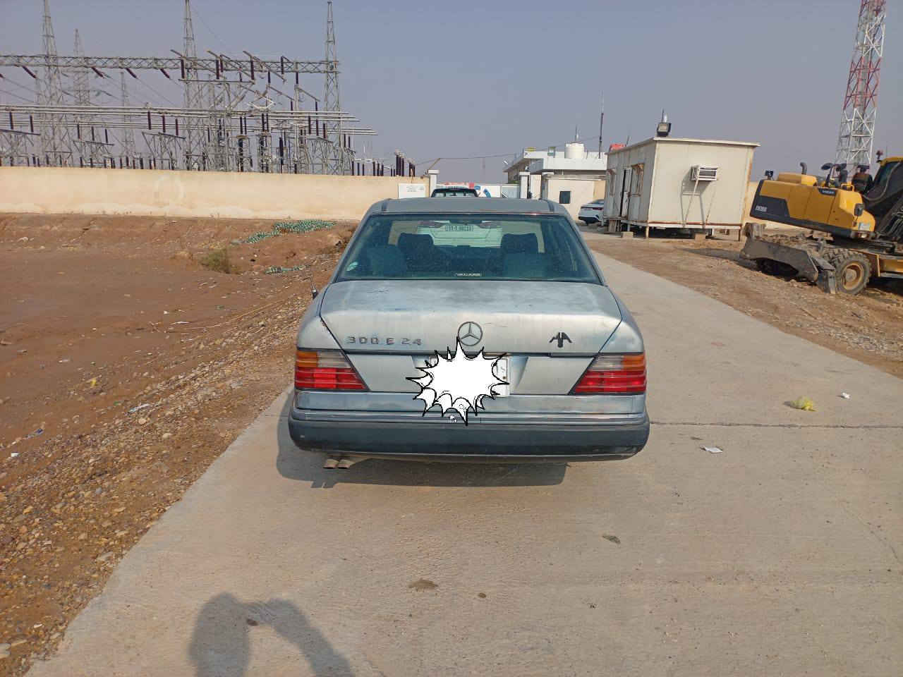 سلام عليكم مارسدس موديل 91 رقم بغداد محرك 2500بيه مكينه وكير بل كارتون سعر 38ورقه مكان سياره واسط شيخ سعد تصال على رقم مكلف بنشر خوان ***********
