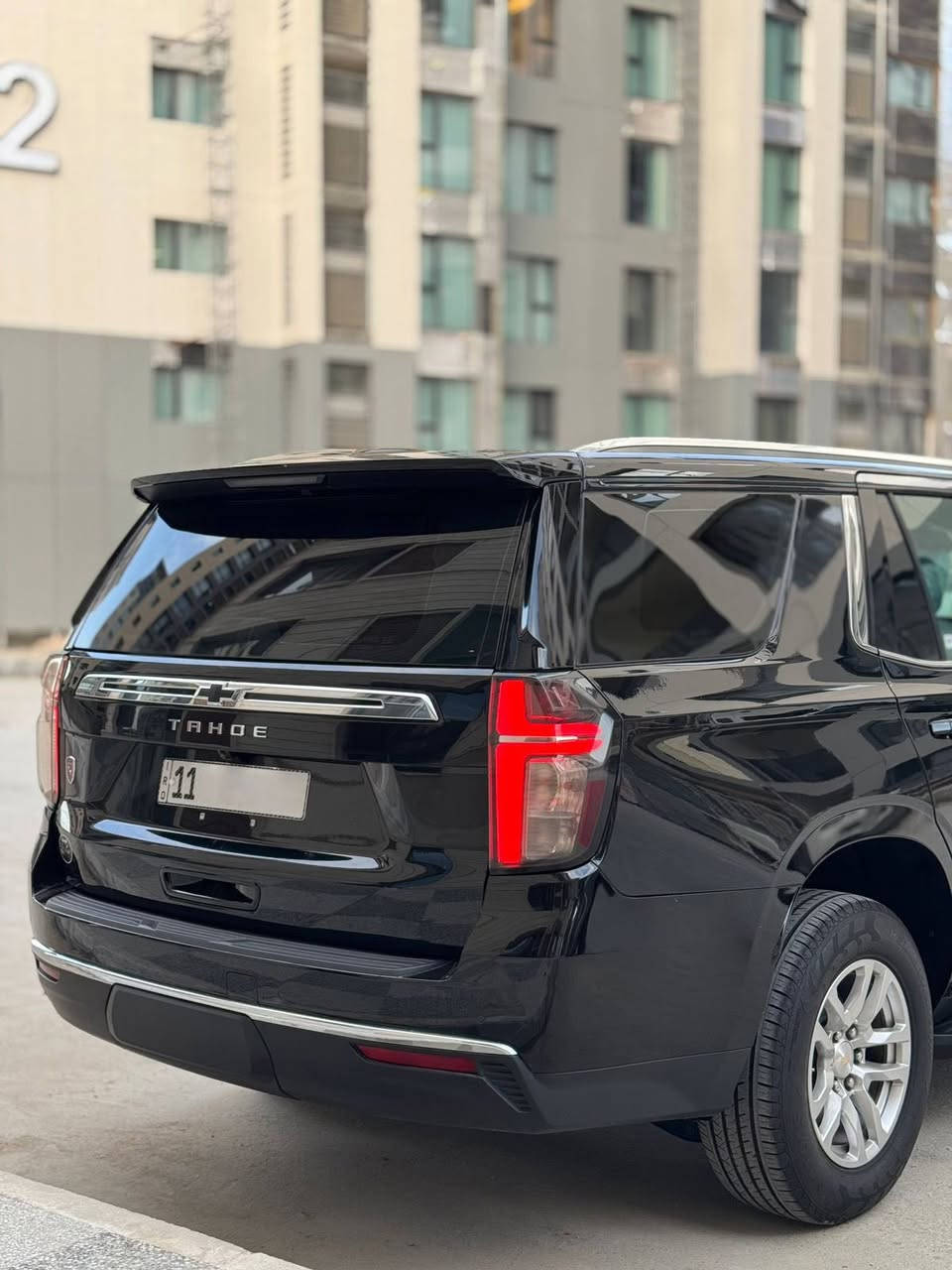 السلام عليكم  تاهو ls 2023
فقط بيع بدون مراوس فقط بيع 
بجم. برايمر العربض المرغوب 
  السعر  بلاش 365 وبيها مجال بسيط
خليجي 
رقم بغداد باسمي 
هزه +سنويه جديد ورقم انكليزي

السيارة بيها مكانات صبغ ابيع صبغ حزام بدون دواخل

 كير محرك كفالة برغي ممفتوح بيها

ماشيه 39 الف 

المواصفات
. علامه سوده ضوء القمر 
• رادار 
• ثلاجة
• رادار جانبي امامي وخلفي
• نقطة عمياء
• تحديد مسار
• تنبيه خطوط الشارع عند الانحراف
• كشنات كهرباء
• لايت زينون بلادي
• تشغيل عن بعد
• 4 بصمات + بصمة تشغيل
• فتح ذاتي عن الاقتراب من السيارة

مكاني بغداد  حي الجهاد 

‏‭***********
