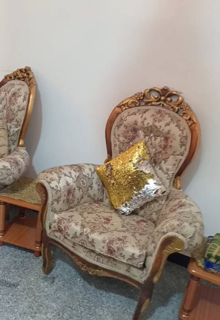 تخم البيع ٩ مقاعد ملكي


**إذا كنت صاحب هذا الإعلان وتريد حذفه لأي سبب، رجاءا أرسل رسالة إلى الدعم الفني**