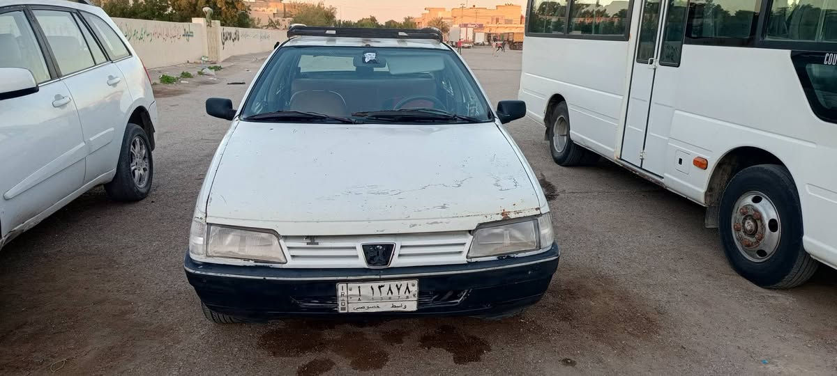 بيجو روئ 2010 محور كير ومحرك ونجي السعر 25 ورقه وبيه مجال حك الجيه الشراي يتصل ***********
