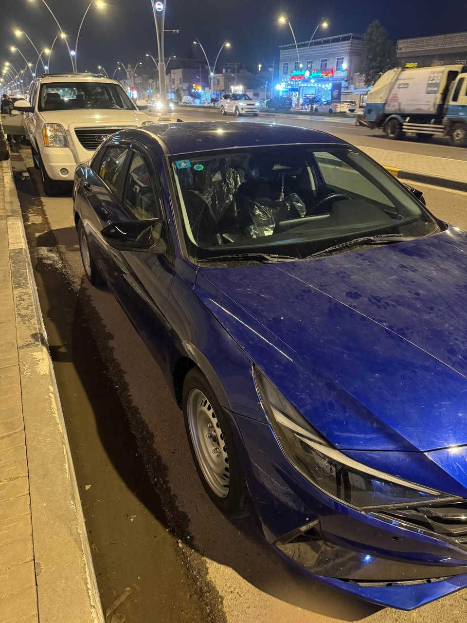 النترا 23 وارد امريكي 
السعر 153
رقم بصره بأسمي 
لون ازرق جويتي 
محرك 2000 دوش اقتصادي
بصمة
تشغيل عن بعد 

كير أوتوماتيك

كاميرة خلفية 

تحكمات ستيرن 

دخول ذكي 

رادار

ماشية 51 الف كيلو قابل للزيادة

حادثها بنيد فقط الحادث مرفقة ويه الصور 

ايرباك دركة فقط 

العنوان البصره القبله

*********** البصرة, العراق
