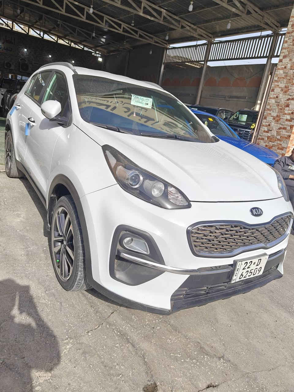 السلام عليكم
كيا سبورتج 2021 خليجي 
سويج 
كاميرا 
حساس امامي خلفي 
شاشة كبيرة كار بلي اصل 
داخل حمصي 
جلد 
اشاير مري و ترحيب 
ماشية 55 الف 
مكفوله 
رقم اربيل شرط تحويل مباشرة سنويه هزه جديد 
212 ورقه وبيها مجال 
اي استفسار 
***********
مكان بغداد البياع معرض المنار الحديث شارع 2
