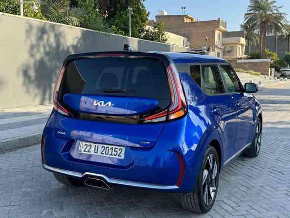 السلام عليكم صول موديل 2023 محرك 2000 دوش فئه سياره جي تي لاين يعني فول مواصفات واحد ع واحد كشن حار بارد ماشيه 17 صبغ بيه باب فقط رحافت الباب خلفي بارد يرباك برده فقط صور حادث بلمنشور سعر 166 وبيه شي قليل مكان سياره الكاظميه شارع اكد الاتصال ***********
