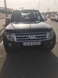 باجيرو موديل ٨ بسمي رقم وهزه جديده بيها بس چاملغ امامي صبغ بدون دواخل ...