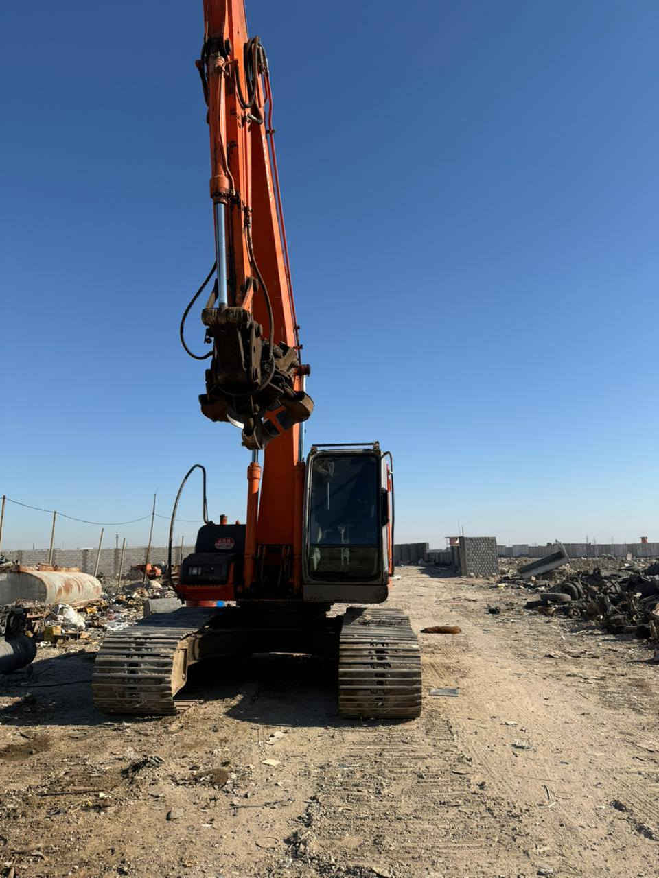 ***********

السعر 300$او بيه مجال بغداد 

السياحي
