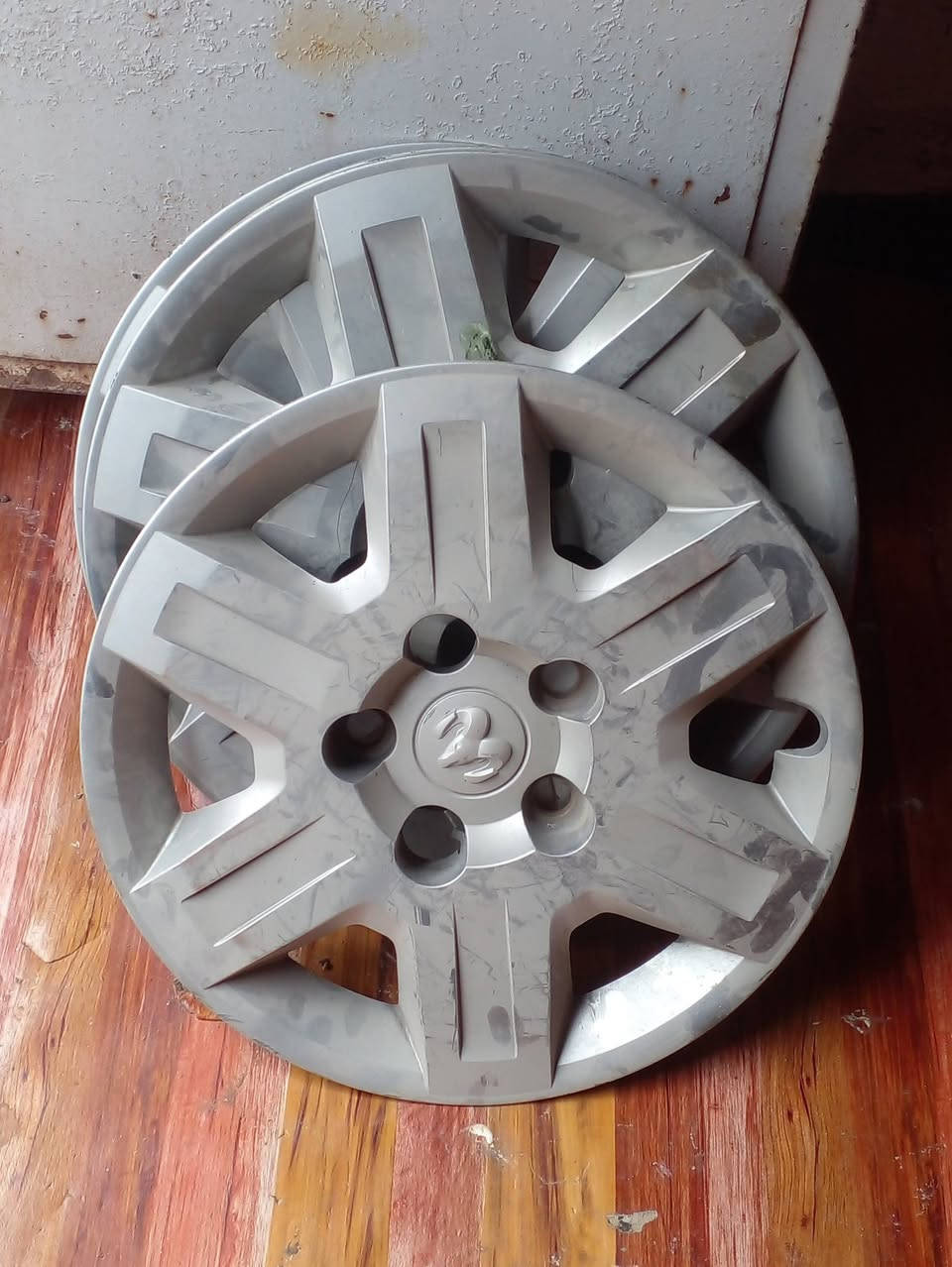 السلام عليكم تخم كبات اللبيع بحاله جيده لسياره دوج كرفان موديل ٨ بسعر مناسب


**إذا كنت صاحب هذا الإعلان وتريد حذفه لأي سبب، رجاءا أرسل رسالة إلى الدعم الفني**