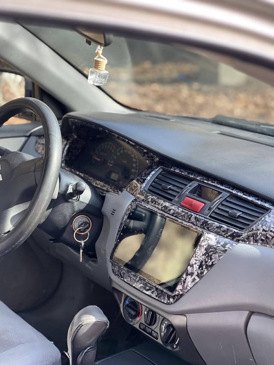 لانسەر ٢٠٠٨
گێر تۆماتک

تبریدو گێرە مەکینە 

بەشەرت

تەنیا یەک پارچەی بۆ یەخە  

ماڵی فەقیرە

جام کارەبای   

بۆ زانیاری زیاتر نرخ

☎️0750 35412 01
