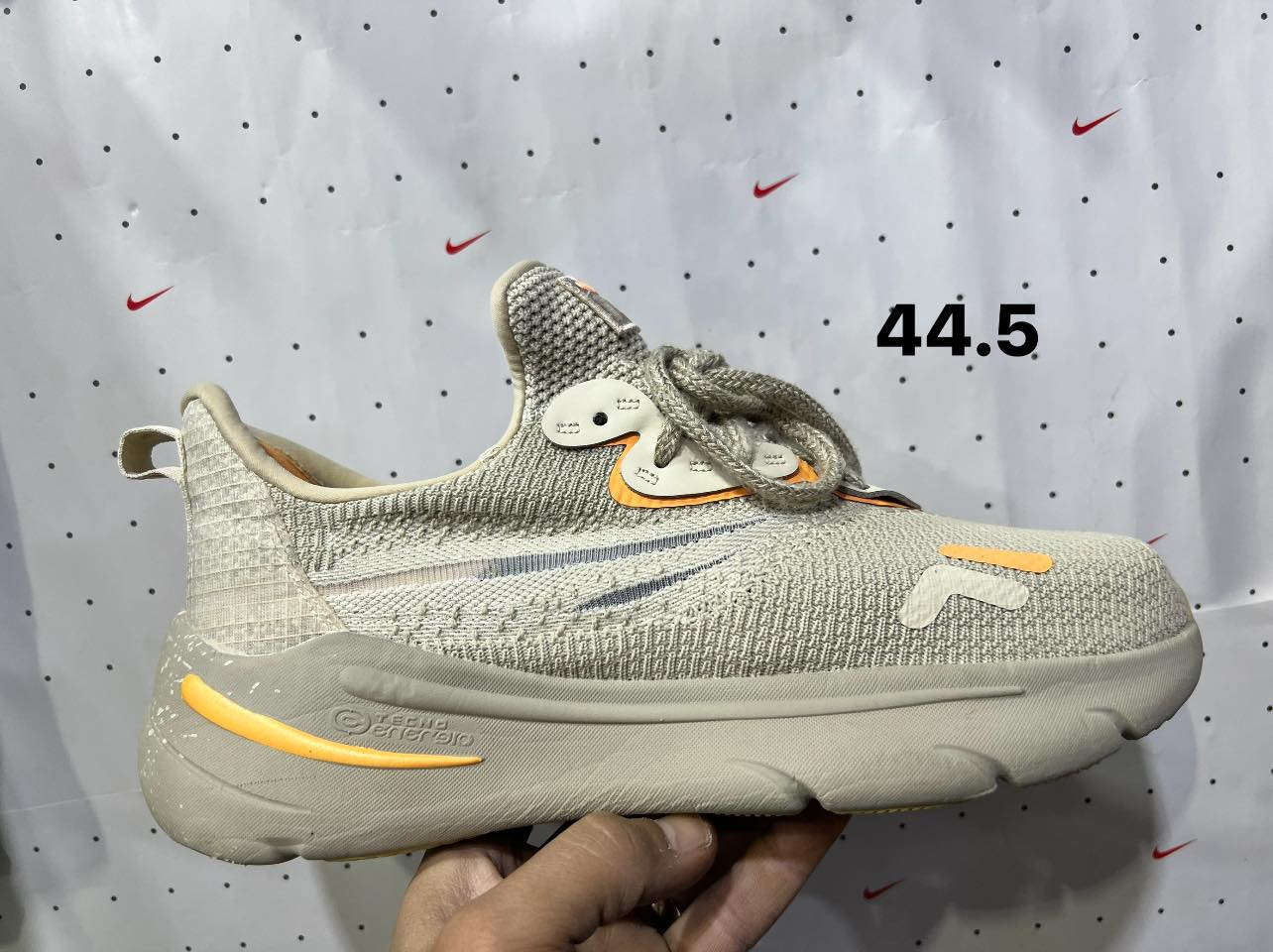 ماركات باله 

سوبر كريم 

القياسات داخل الصور 

الاسعار مختلفه 

العنوان ؛ باب الشرجي سوك هرج مقابل مطعم الحاج محل ابو رحيم 

***********

توصيل 5
