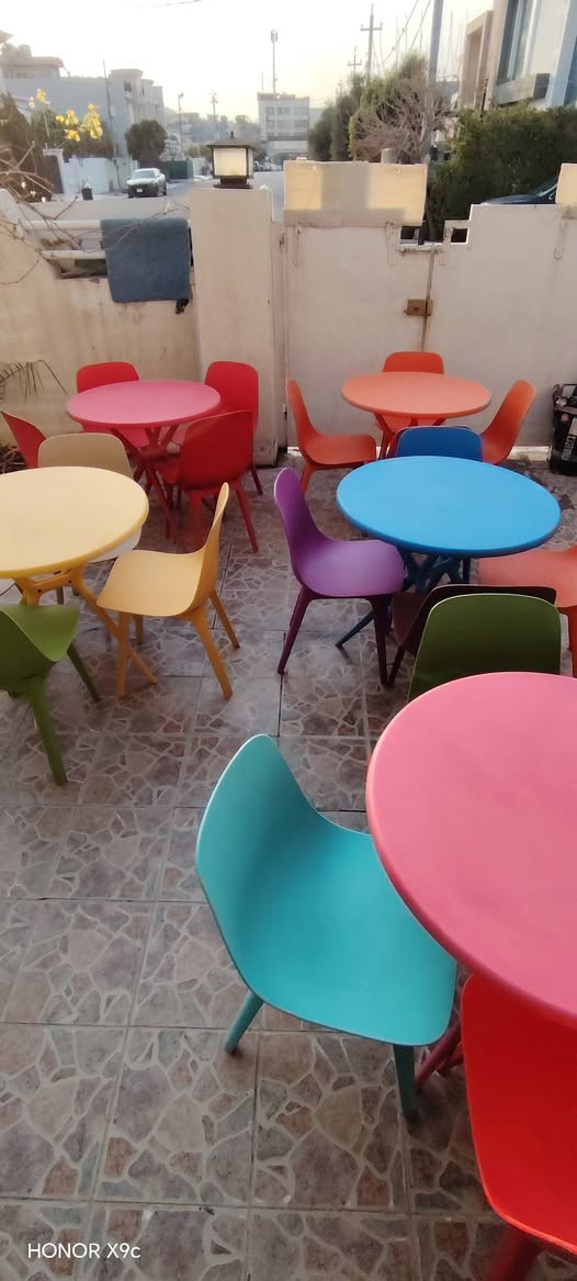 للبيع ميز بلاستك اصلي عدد 5 كل ميز مع 4كراسي


**إذا كنت صاحب هذا الإعلان وتريد حذفه لأي سبب، رجاءا أرسل رسالة إلى الدعم الفني**
