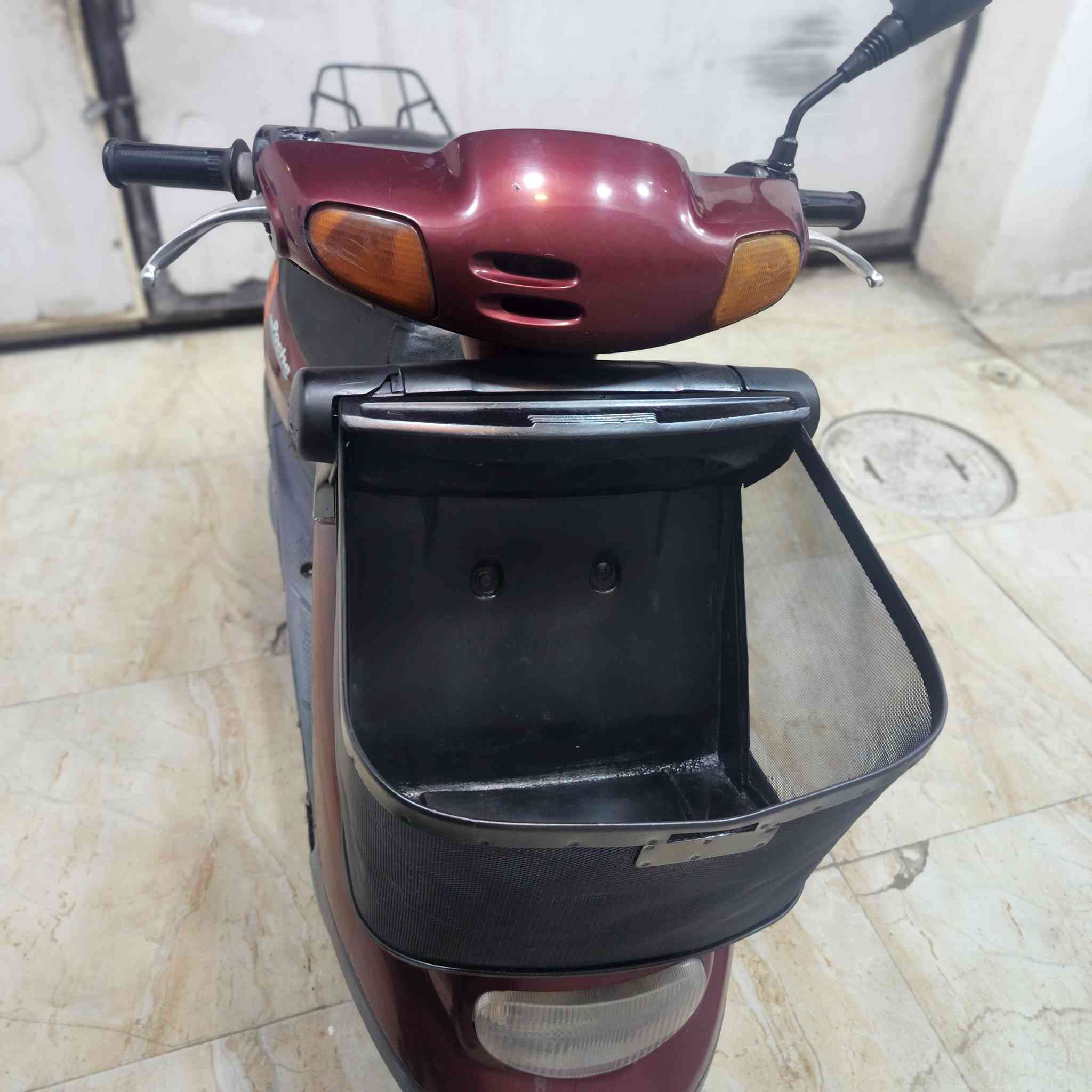 دراجة ياماها  60
الدراجة نظيفة ومحافظ عليها
المحرك بحالة جيدة ويشتغل تمام
جميع الكهربائيات شغّالة
النقص فقط باتري
📍 المكان: كربلاء – البوبيات قرب جامعه اهل البيت 
📞 الاتصال: *********** (اتصال فقط)
