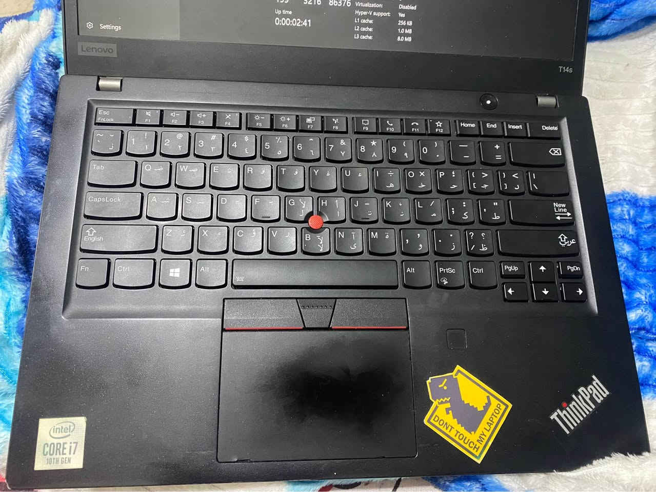 💻 Lenovo ThinkPad T14s Gen 1 – فئة الأعمال الاحترافية

✅ Intel Core i7 10th Gen
✅ RAM 16GB DDR4
✅ SSD Samsung NVMe 512GB
✅ Intel UHD Graphics
✅ بصمة Fingerprint
✅ شاشة تفتح 180° + كاميرا مدمجه + غطاء كاميرا سلايد 
✅ كيبورد عربي / إنكليزي أصلي
✅ شاحن أصلي

✨ جهاز عملي جداً من سلسلة ThinkPad المعروفة بالاعتمادية والتحمل، خفيف وسريع ومناسب للدراسة، العمل، البرمجة، والأوفيس. الأداء ممتاز والإقلاع والتشغيل سريع بفضل SSD سامسونج.

🔋 البطارية جيدة والجهاز جاهز للاستخدام مباشرة.

📌 الملاحظات:

* توجد طخه بسيطة وآثار استخدام خفيفة على الهيكل.
* أثر فطر خفيف على الغطاء الخارجي فقط.
* أحد منافذ الشحن يشحن ويفصل أحياناً، بينما المنفذ الثاني يعمل بصورة طبيعية ومستقرة 100%.

💯 تم توضيح الملاحظات بكل شفافية، والجهاز ما زال محافظاً على جودته وأدائه الممتاز ويستحق المعاينة والفحص + العديد من المميزات الاخرى
التواصل خاص + مشغل عليه العاب قديمه وحديثه + يتوفر توصيل + موضح كل التفاصيل + هيكل من مادة المغنيسيوم بغداد, العراق


**إذا كنت صاحب هذا الإعلان وتريد حذفه لأي سبب، رجاءا أرسل رسالة إلى الدعم الفني**
