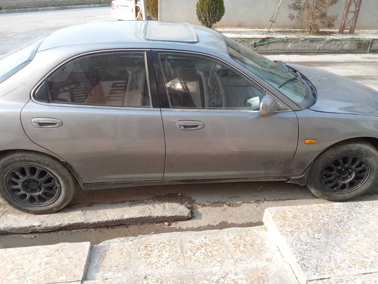 مازدا فاصوليه للبيع صبغ جماليه فقط شرط المحرك وكير شرط التحويل السعر 35 وبيها مجال  ***********
