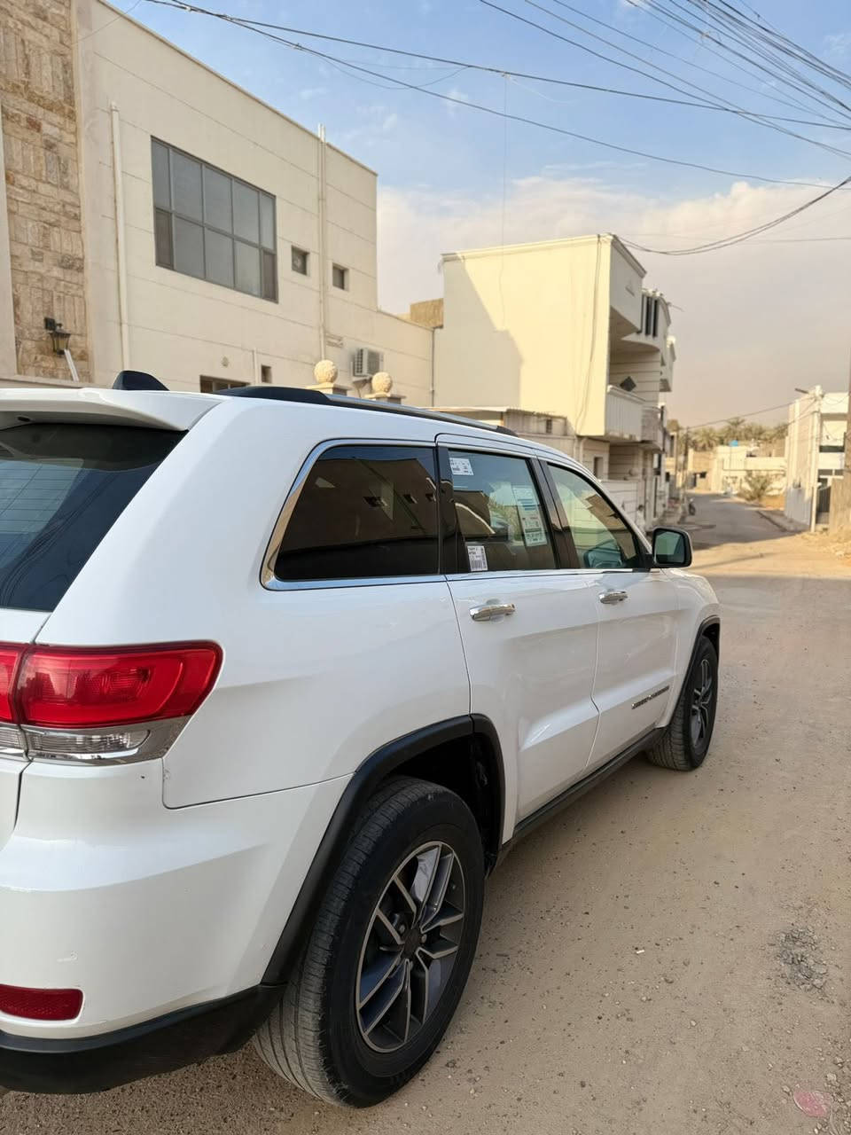 جيب كراند شيروكي
وارد امريكي
موديل ٢٠١٨
رقم بغداد
بدون فتحه
كشن جلد كهرباء تدفئه تبريد
المرايه نقطه عمياء وهيتر
الصندوك كهرباء
صبغ ٣ قطع 
بدون شاصي او لغد

السعر ١٩٨٠٠ دولار

***********
