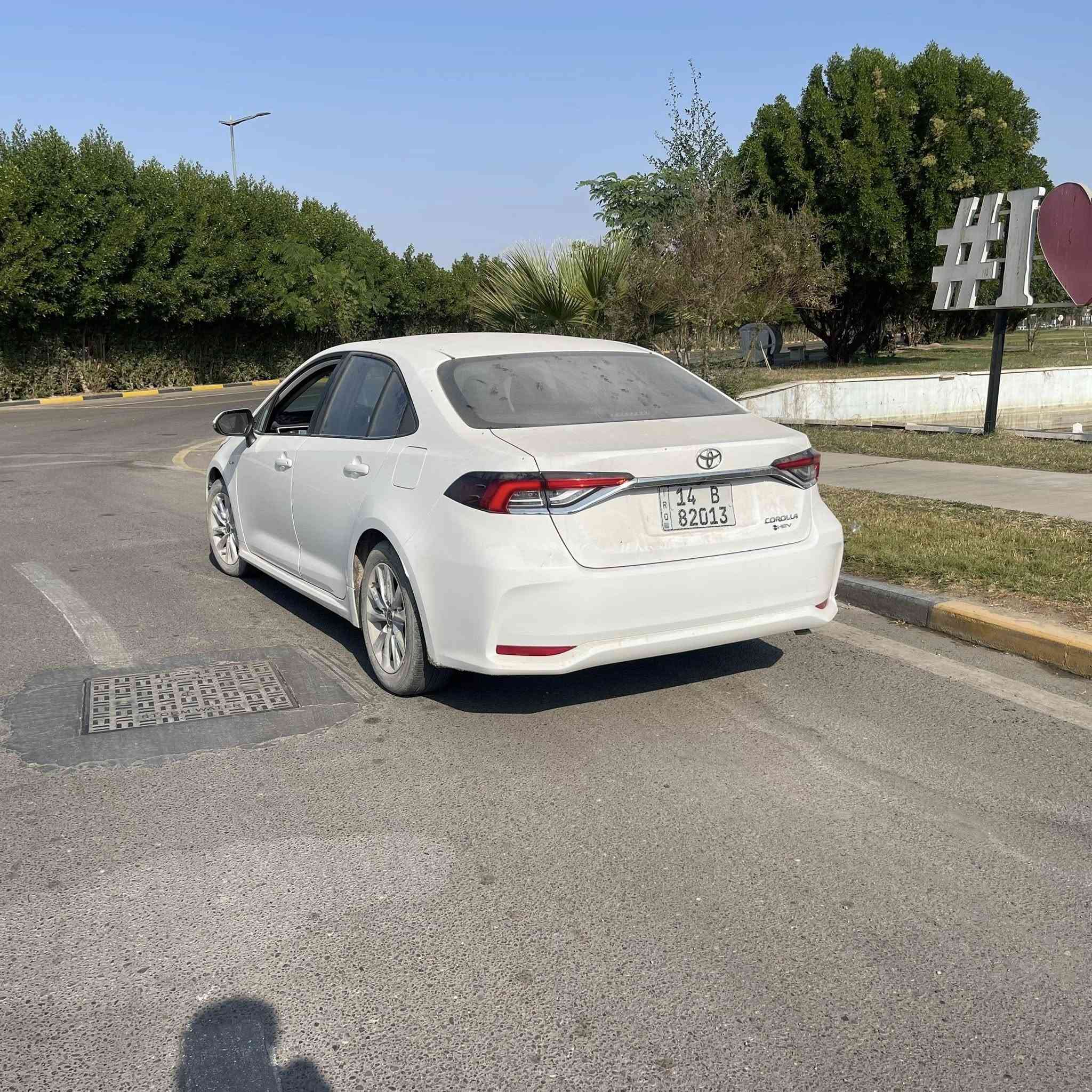 عندي كورلا هايبرد اقصاد راعيه بصره ورقمه بصره مديل 25 ماشيه 24  فول مواصفات   مكان السياره البصره المناوي   ***********
