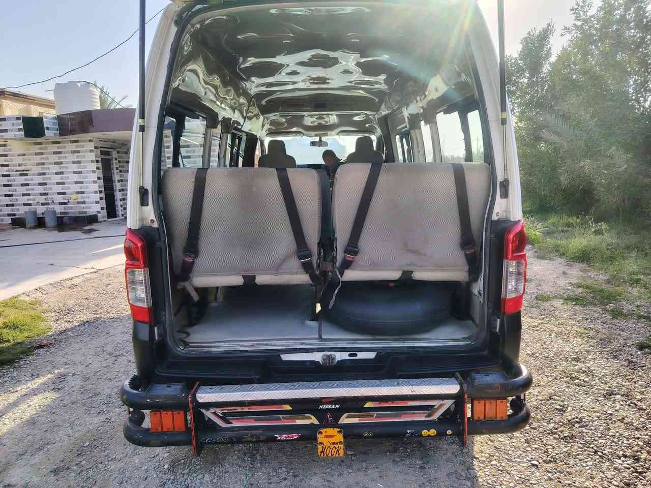 السلام عليكم للبيع نيسان عاليه ٢٠١٤ 
بيهه صبغ ربع +باب سلايت 
الصفحة الطويله صبغ من النص وجوه 
البجم بيهه طخه منظومة غاز درع ***********
