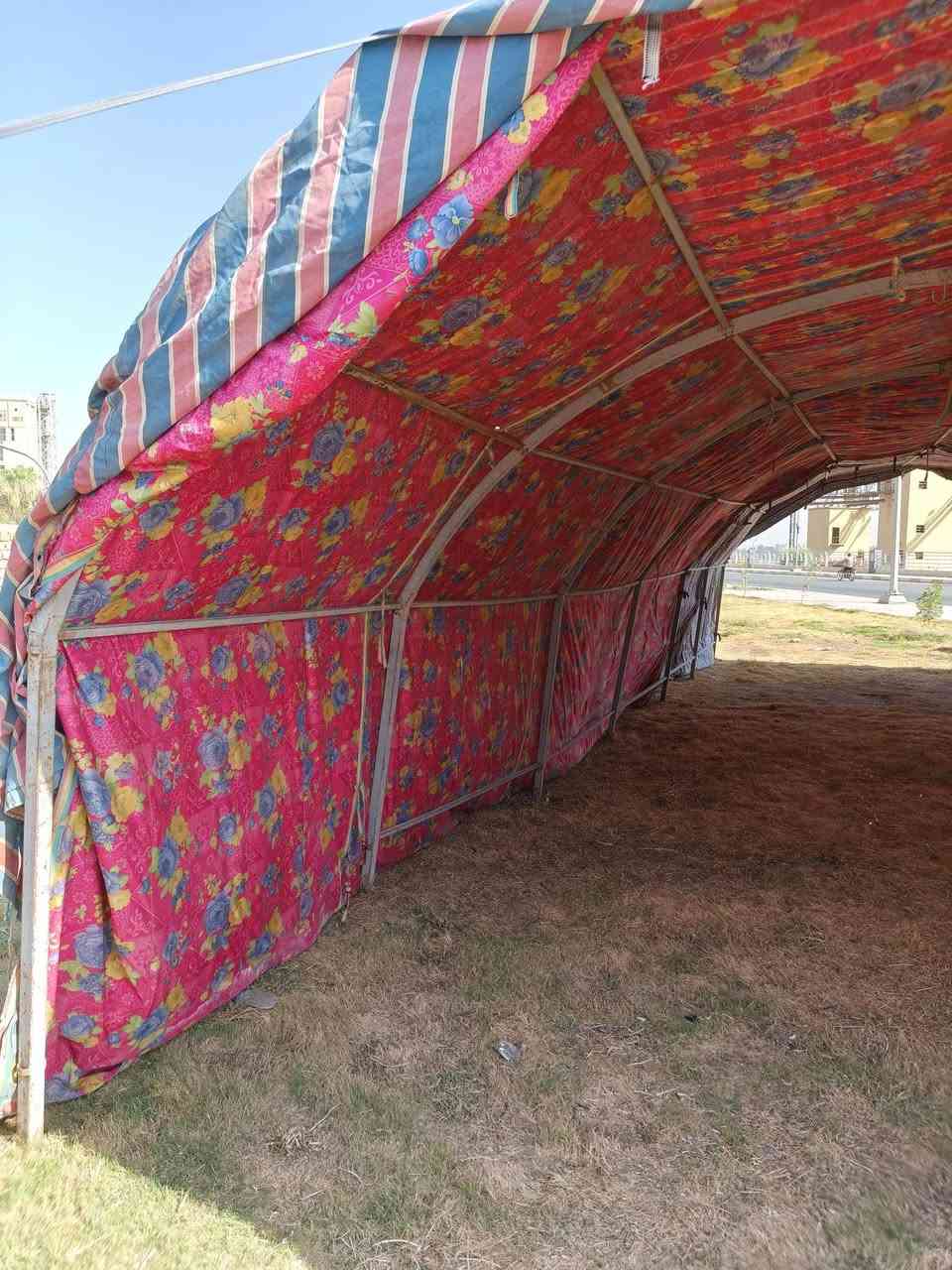 جادر كامل الطول 12 متر والعرض 4ونص ***********
