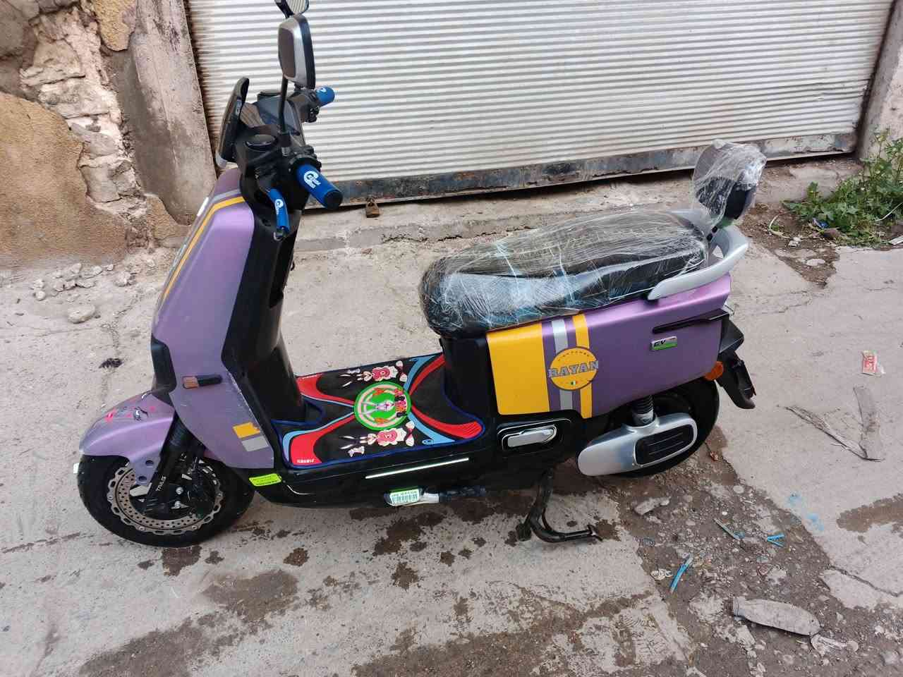 موطور شحن اللبيع 6 بطاريات ريان فول مواصفات بي بك للخلف شرط كلو شغل شرط كلو على فحص ملف 2000/رقم موبايل كورك اسياء بي وتساب موصل ايسر اتصل ودالل السعر 575/بيها مجال بسيط 
***********
***********
