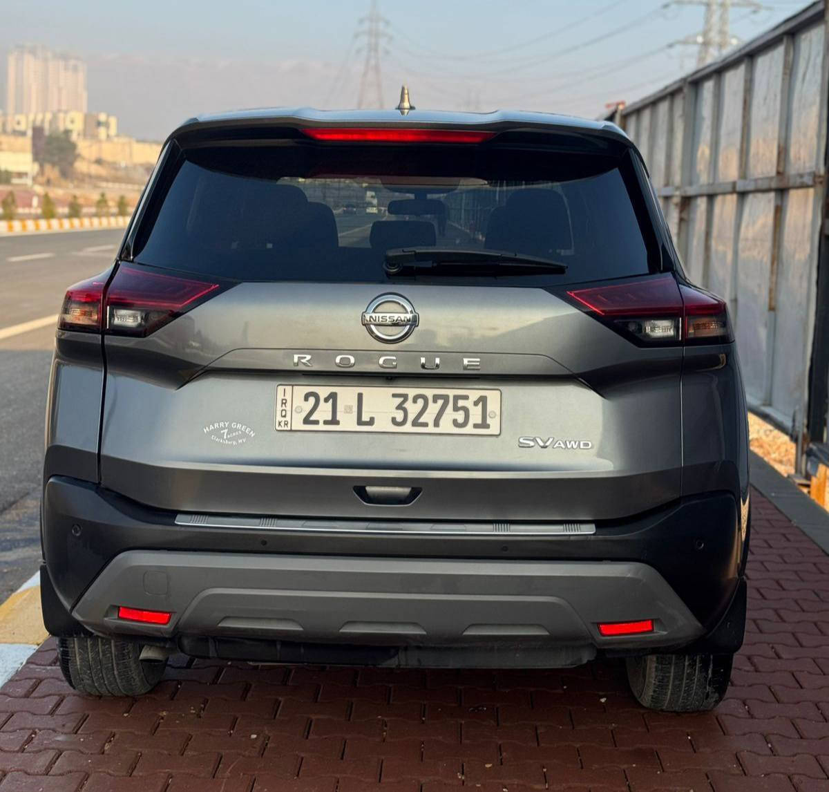 نیسان ڕۆگ 2021 مواسەفات SV awd 
چوار بستۆنی مەکینە مەرغوب
بەسمەیە 
شەغالە
چوار مۆدی لێخورینی هەیە
کوشن کارەبایە 
تەحەکوماتی سەرسوکانی هەیە
گێڕی لایسوکانیشی هەیە
گێڕ ماوسە 
٣٦٠ پلە کامێرایە 
ڕاداری خەتیجادە 
هەرچوارلای حاسەیە
مواسەفاتی تریشیهەیە
 ٨٠،٠٠٠ مایل ڕۆشتوە

سعر لە کۆمێنت داوابکە ڕاستەخۆ بۆت دیت 📩 

دوپارچەی گۆڕاوە بە بیلاد بۆنیدەکەی بۆیاخە
سەنەویو هەموشتێکی تازەیە

ژمارەی خاوەنی 
***********
