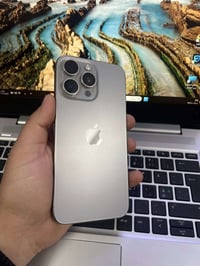 ايفون ١٥ برو ماكس • ٢٥٦ • مبدل شاشة