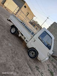 سياره للبيع السعر 16 ورقه وبيه مجال الرقم 07829109495