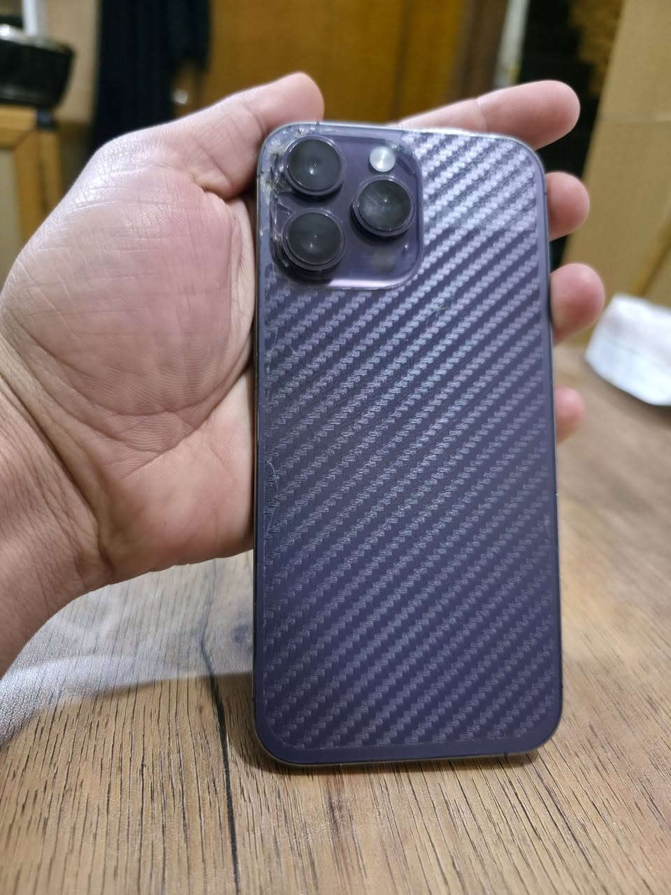 سلام عليكم  14 pro max للبيع
ذاكرة 128 بطارية 79 السعر 750 وبي مجال 
الظهر مالته مكسور 
بغداد الحسينية 
***********
