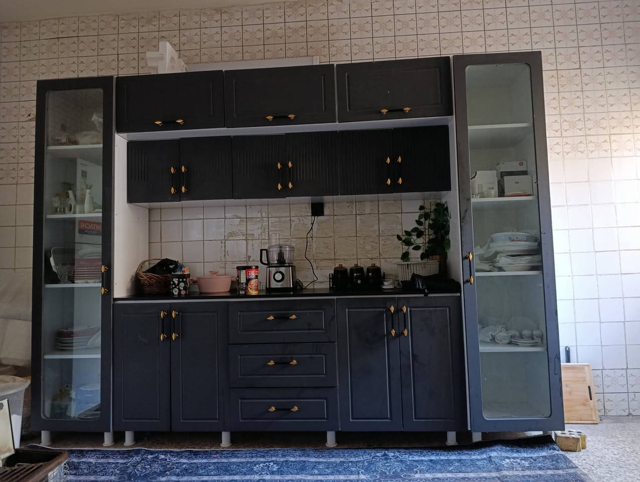 كاونتر للبيع مكاني الشعب م
استعمال شهرين دا اتحول مكان اصغر ميصير
للاستفسار الاتصال ***********
