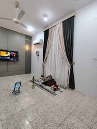 دار للبيع جاهز كهرباء ماي قريب ع شارع العام مساحه البناء ٣٠٠متر المساح...