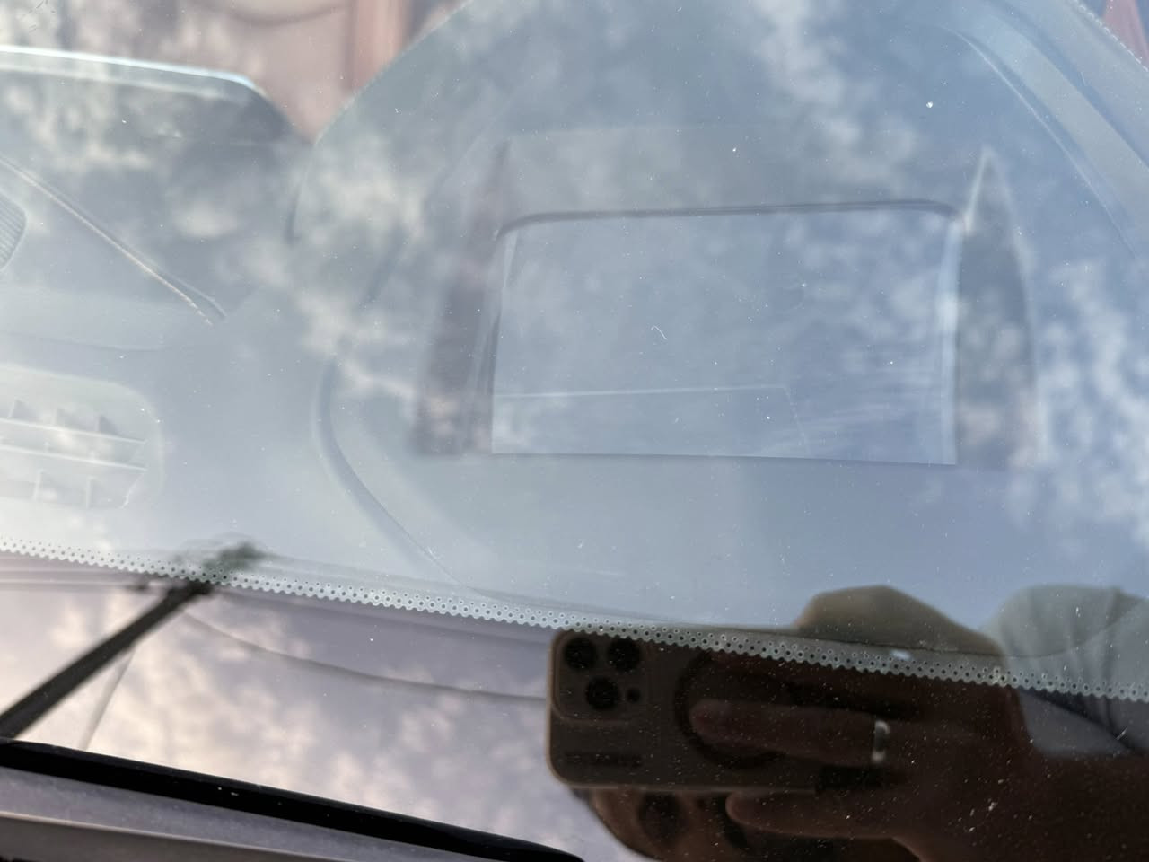 لبيع سيارة Cadillac CT4 موديل 2023واحدة من أجمل وأفخم السيارات الموجودة حالياً ✨
محرك 2700 تيربو أداء عالي وثبات وفخامة بنفس الوقت داخل جلد مشمشي راقي جداً ونظافة استثنائية السيارة استخدام مرتب جداً وبحالة ممتازة من كل النواحي باسمي مباشرة وجاهزة للنقل

السيارة بيها مواصفات وتجهيزات كثيرة توفر راحة وفخامة كاملة للسائق والراكب فحص متاح للجادين والسيارة ما تحتاج أي صرف
ضرر السياره : مدكر امامي مصبوغ + باب كلير من امريكة 

السعر: 240 ورقة وقابل للتفاوض بالمعقول الموقع: البصره 

لأصحاب الذوق الراقي فقط 🌟للاستفسار مراسلة خاص أو اتصال / ***********
