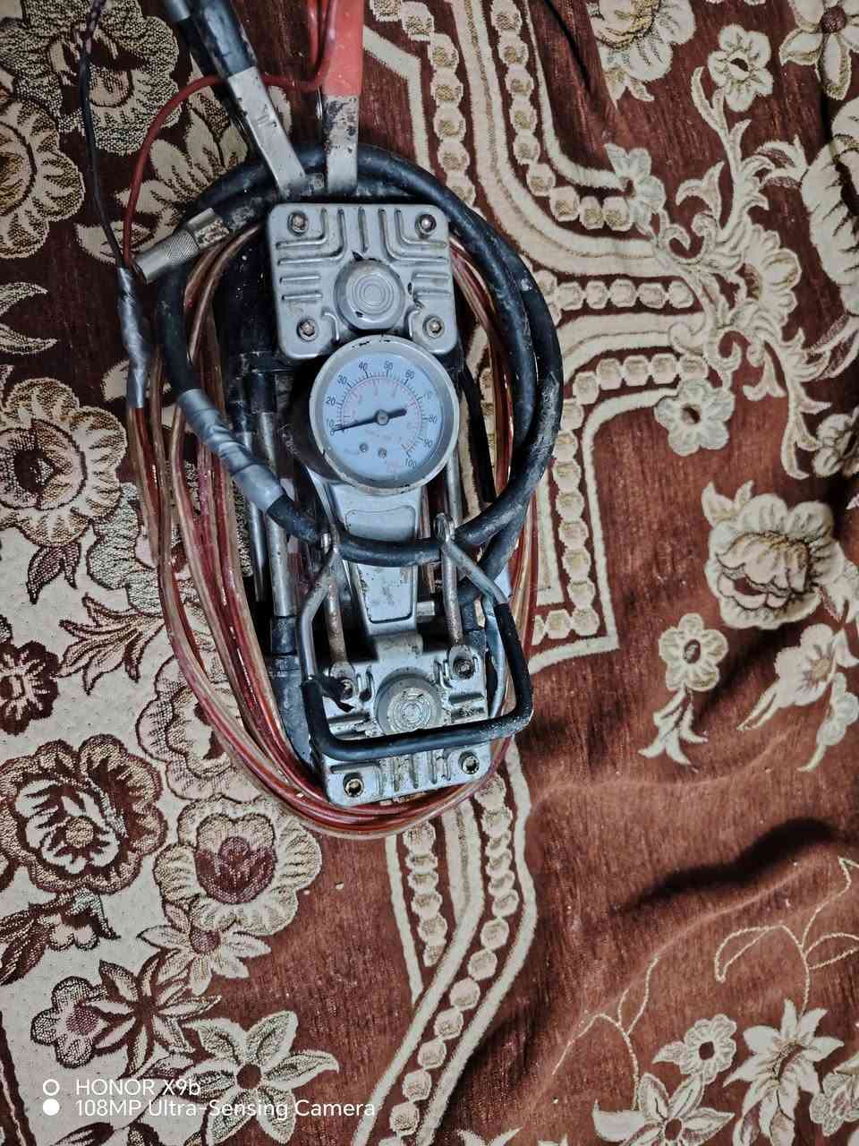 منفاخ سياره يرهم حته دراجه نضيف حيل مكاني عفك تواصل ***********
