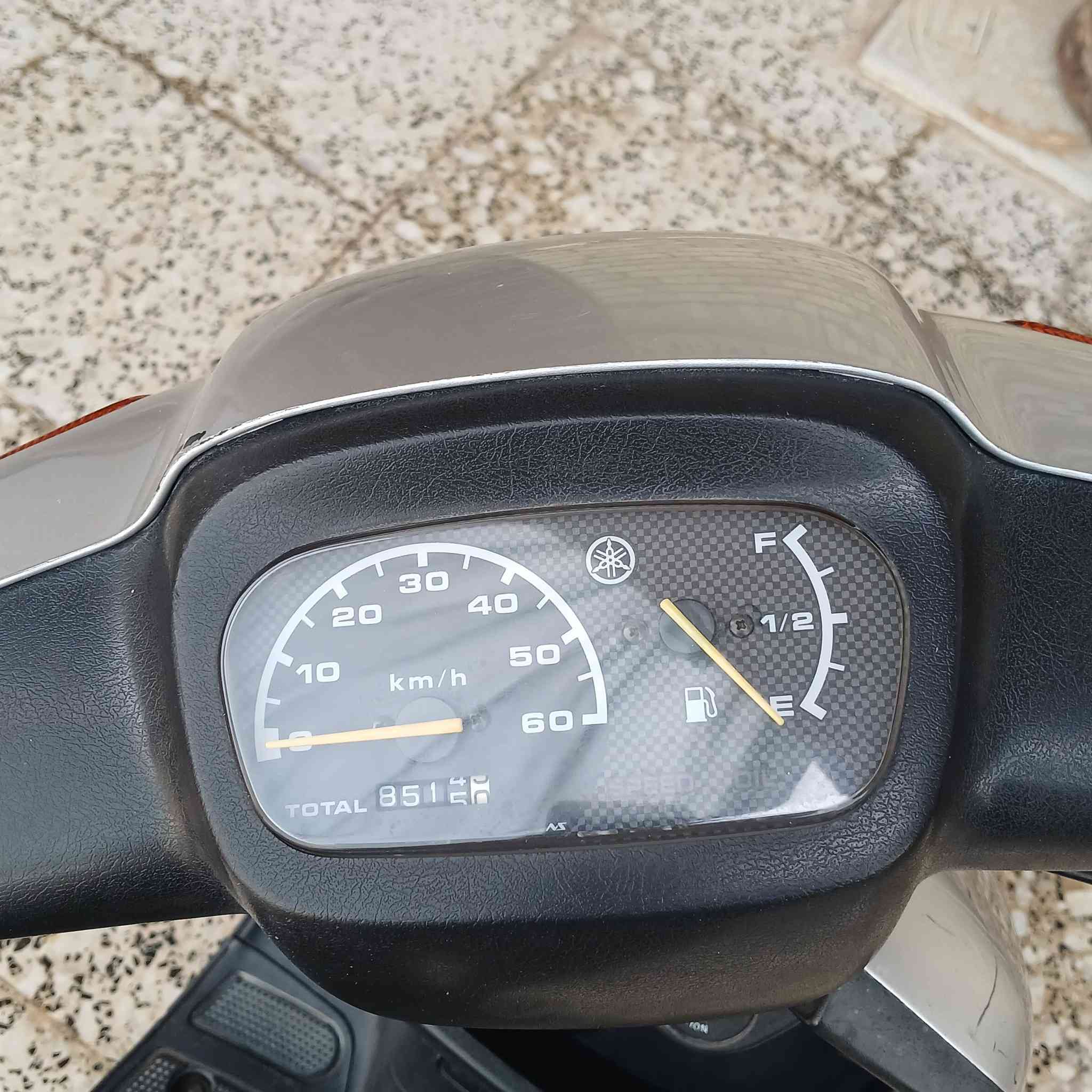دراجه للبيع 
كربلاء 
بطه موديل 2003 حاويه نضيفه كلش كلشي مابيه بس الجاملغ مفطور مثل ماموضح بلصوره السعر 600 وبيهه مجال  للاستفسار ***********
