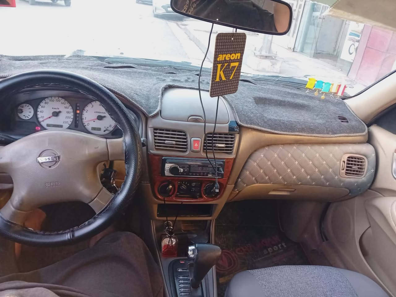 *********** سلام عليكم نيسان سني للبيع موديل ٢٠٠٦ رقم ديالى صبغ عام اثر جراد مكانه بغداد اليرموك سعر ٧٧ وبيه مجال
