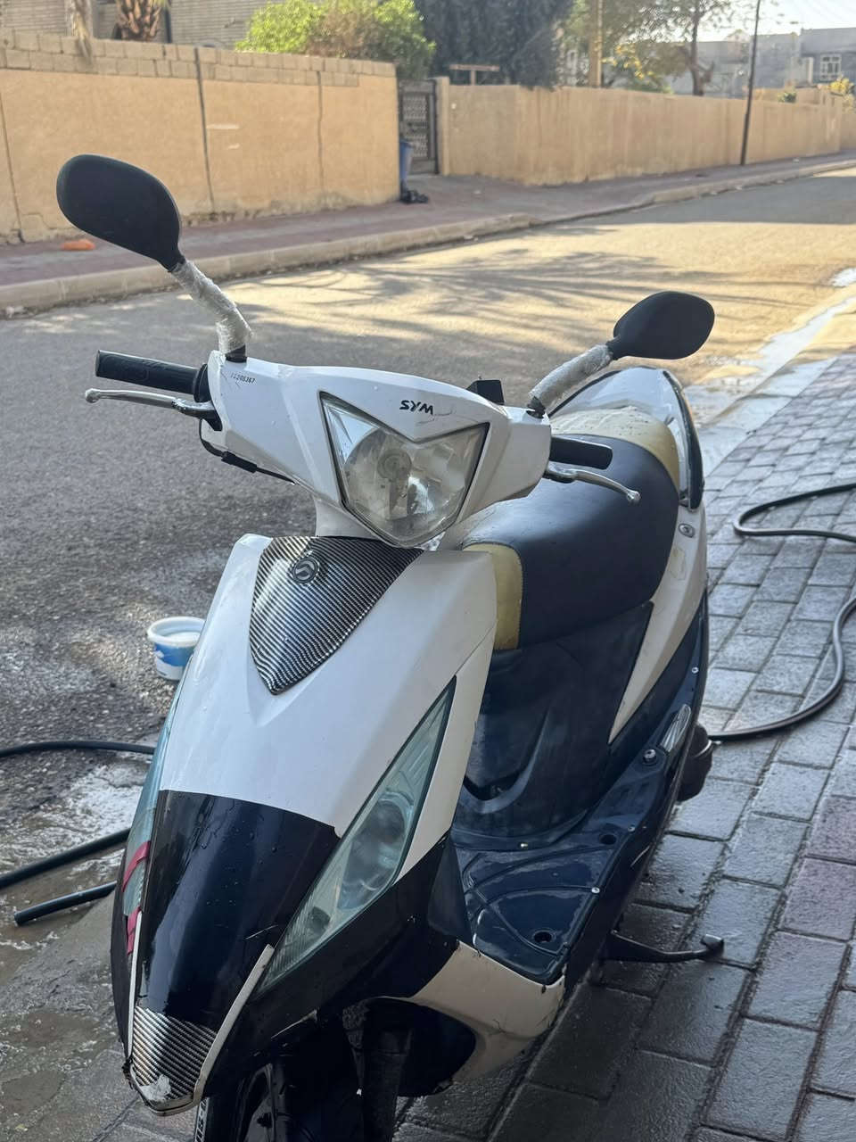 دراجه للبيع
الدراجه مثل ما واضحه كدامك محرك مجفت جديد عداد گيجات نوزللل مو كابريتر دراجه حلوه وناعمه  مكاني الرمادي الورار  سعر ٣٥٠ 
للاستفسار  ***********
