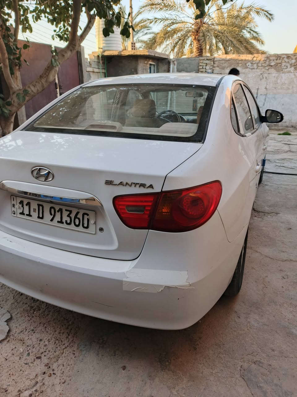 عل بركه الله (للبيع) 
...  النترا  2011 خليجي
رقم بغداد بأسمي تحويل ثاني يوم سنويه 2028 حجم المحرك 1،600 
حادثهه باب عكس السايق 
  السياره مجفته صار شهر خير من الله سياره تخبل وناعمه تخم تاير جديد تبريد ثلج 
السعر ( 110) $ وبيها مجال 
مكاني بابل الحصوه 
الأستفسار
***********
