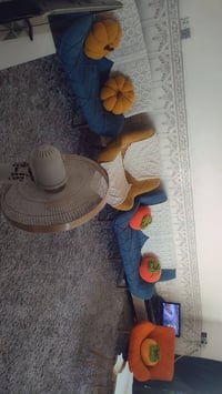 تخم نازك • ١١ مقعد • بدون كوشات