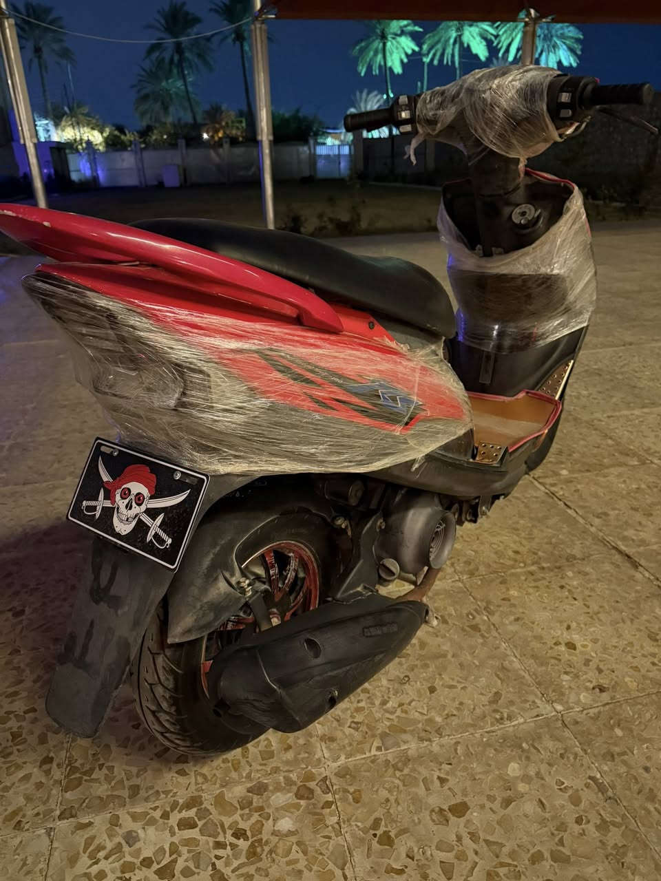 سلام عليكم دراجه ماكس عدله للبيع مكينه خير من الله شلعه ومعدل بوشه بلاديه ***********
