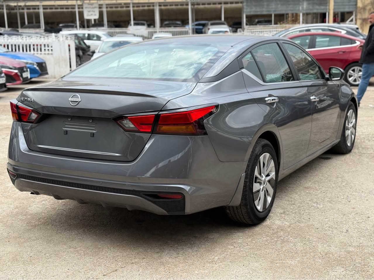 السلام عليكم 
نيسان التيما موديل : 2024
السعر : 150🔥🔥ومجال 
اللوان : فيراني
عداد المسافة : 32 الف
حجم المحرك : 2.5L( 4,سلندر )
ملاحظة السيارة : چاملغ و باب بدون دواخل 100%
سياره كامله و جاهزه دينار مصرف مابيهاو بدون ملاحظات✅

كافه الرباگات سليمه 100%🔴

المواصفات : 
‏‎بصمة ابواب 
‏‎بصمة تشغيل 
تشغيل عن بعد : Remote Start
هاند بريك بصمة
اوتو هولد :    Auto Hold
اوتو ستارات : Auto Stard 
اوتو ستارات : Auto Stop‎
رادار امامي (تحديد مسار)
‏‎رادار جانبي (نقاط عمياء)
‏‎رادار خلفي (التحذير من الاصطدام)
نظام : Eco
نظام : Normal
نظام : Sport
تحكيم ستيرين
لايتات ليد وعدسة زينون 
وبعد هواية مواصفات…
‏‎تفاصيل اكثر الاتصال علی ارقام التاليه 

‏ WhatsApp - Vibir‏‎‏‎‏‎
☎️***********

عنوان📍عقره اكر, نينوى
