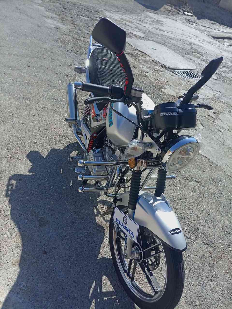 سلام عليكم
ماطور هيوشه للبيع موديل 23 جديد لوك ما ممدوده عليه سبانه السعر ٩٠٠ اتصال عل الرقم ***********
