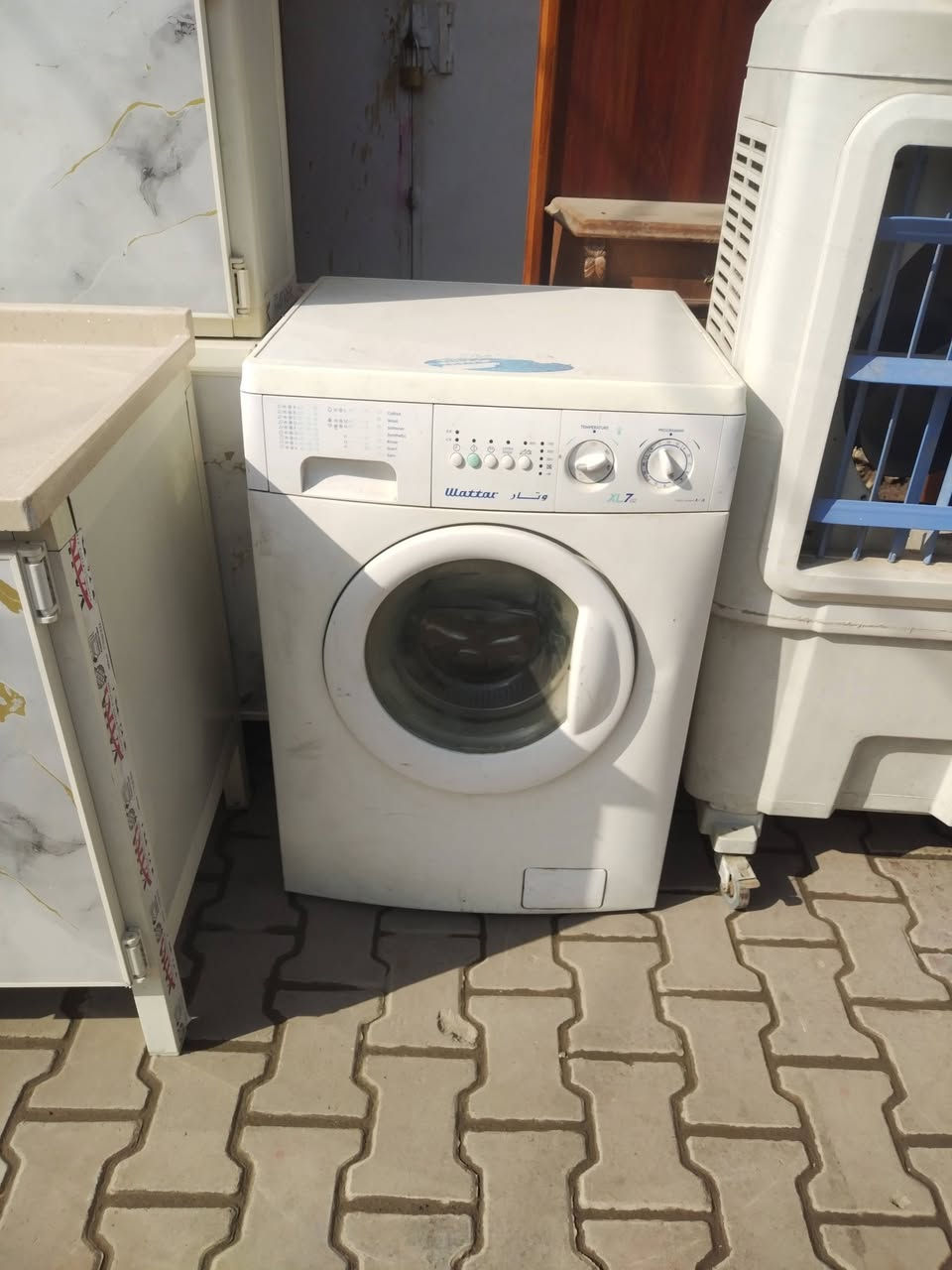 السلام عليكم
كاونتر المنيوم ٣ قطع جديد
السعر ٢٥٠ الف
غساله اوتوماتيك على الشغل
السعر ٧٥ الف
كونفيره على الشغل
السعر ٦٠ الف
المكان الكريعات مقابل مطعم البلام العائلي
موبايل ***********
لانرد على التعليقات فقط الاتصال
