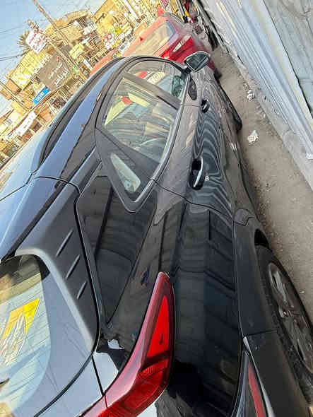 للبيع كونا 2022
رقم بغداد الجديد باسمي 
فول 
المواصفات.
بصمه تشغيل وابواب 
تشغيل عن بعد
داخل جلد اسود 
3 انظمة قيادة 
توقف ذاتي 
شاشه كبيره 
كامره دواره
رادارات
حساس خلفي
وباقي المواصفات  المعروفه
ماشية ٢٦ ميل 

محرك 2000 دوش كير أوتو  
 تبريد كير محرك كله نظيف جدا
السعر. ١٤٢  ورقه بيها مجال بسيط 
بيع او مراوس حسب القناعه 
مكان السياره بغداد البياع او كفائات السيديه 
***********
