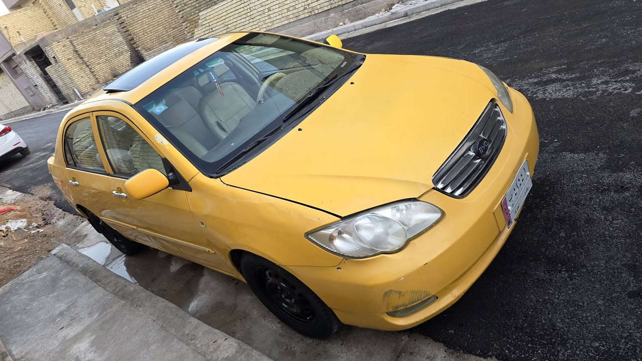 سلام عليكم 
بيوايدي f3  كير عادي ٢٠١١ المقدس سلايت حساس خلفي مكينة لانسر  ياباني مو مكينته الي تجي ماليزي مقلدة لا الياباني ومكفولة سيارة مصروف عليها هواية تخم تاير جامة امامية جديدة بلكات فيتبم مشط ستيرن بور ستيرن ياباني  كمبريسر تبريد فريز ياباني كلة جديد تبريد شرط ثلج ومنضومة كلها جديدة علفحص صدر امامي جديد سيارة بيها نقوصات بسيطة وجاهزة للشغل بأسمي سنوية جديدة فقط تستلم لوحات الجديدة  هيئة بحث مصفرات تستلم صافي السعر ٤٧ ورقة المكان بغداد / البياع  السيارة بلادية مابيها ضربة صبغ فقط داير مصلح . 
***********
