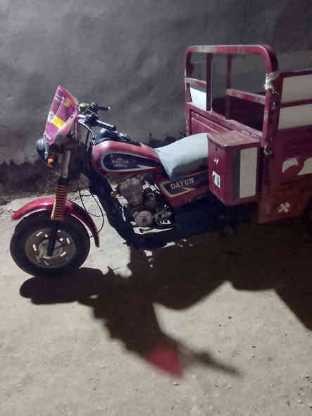 سلام عليكم ستوته موديل 18 للبيع نضيف كهربائيات كلها شغاله أوراق اصوليه السعر 1100وبيها مجال بسيط العنوان واسط صويره ناحية تاج الدين ع اخوان مكلف بلنشر ***********
