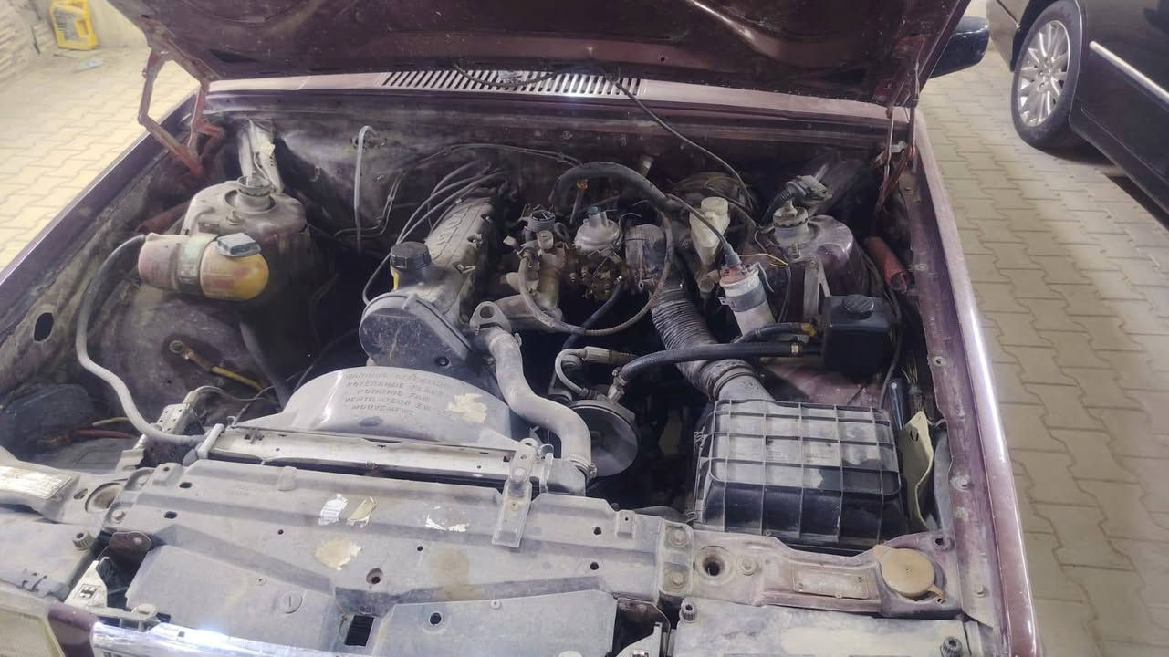 لسلام عليكم للبيع فالفو 740 محرك صار شهر من شادينه سياره كلشي شغال بيه   بس عايزه ترتيبات بسيطه والسعر 30 وبيه مجال رقم نجف راعيه يريد مداور                               الرقم ***********
