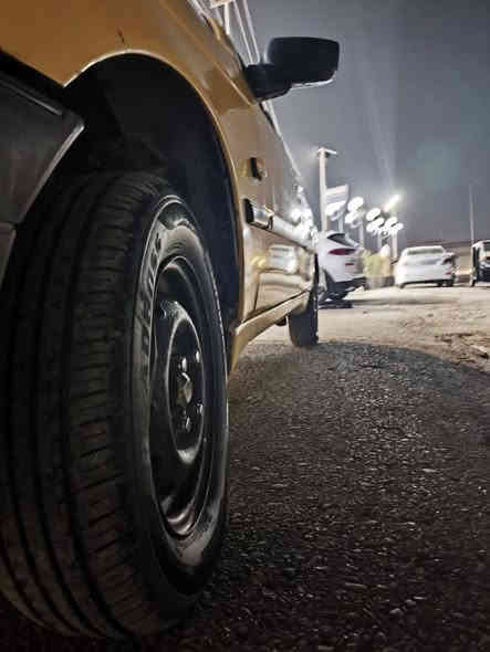 سلام عليكم
بيجو روى 2009
باسمي سنوية 2029
مكينه لا تنقيص ولا تبخير خير من الله 
كير سليم كلج جديد 
صدر جديد 
تبريد حتى الغاز بيها بس الكمبريسر يرادلها  فريز جديد 
شواصي مكفولة 
مابيها ضربة فقط طخه بالجاملغ الأيسر  ومصلحه نفسة 
والهلالات الخلفية هم بيهن صبغ وممبين 
السعر 26 وبيها مجال بسيط 
مكاني الشعب الثعالبة 
***********
***********
