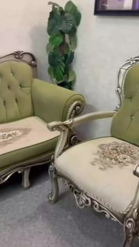 تخم ملكي • ١٠مقاعد • بسمايه