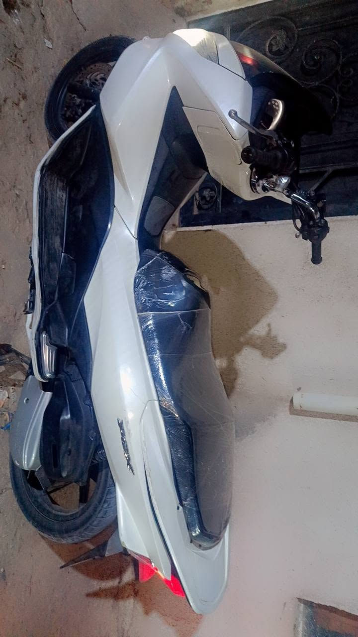 pcx الجيل الثاني
للبيع دراجه نضيفه خير من الله برغي ممفتوح بيهه 

سعر مليون400 بغداد مدينة الصدر  الحبيبيه

***********رقمي
