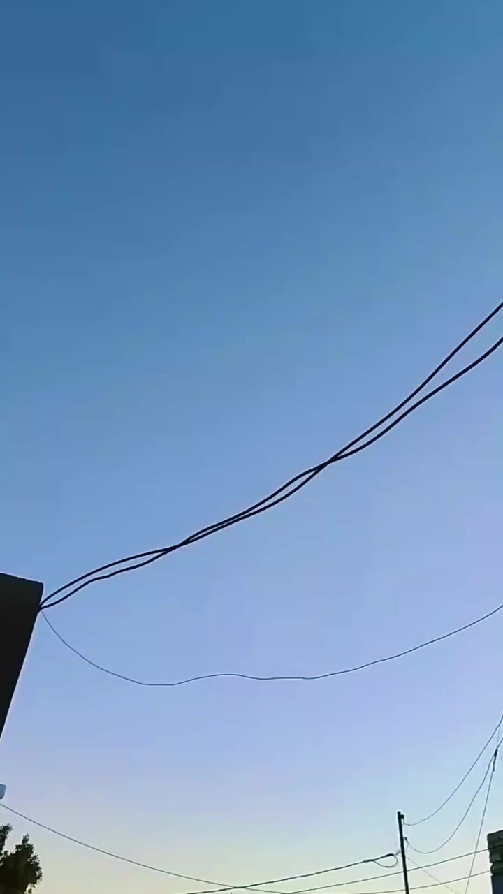 السلام عليكم شباب ستوته للبيع موديل 23 طالعه بال 25 كفاله عامه العنوان واسط قضاء الحي المشراي لا يراسلني للاستفسار***********#***********
